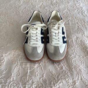 Back 70 navy/white cloud sneakers